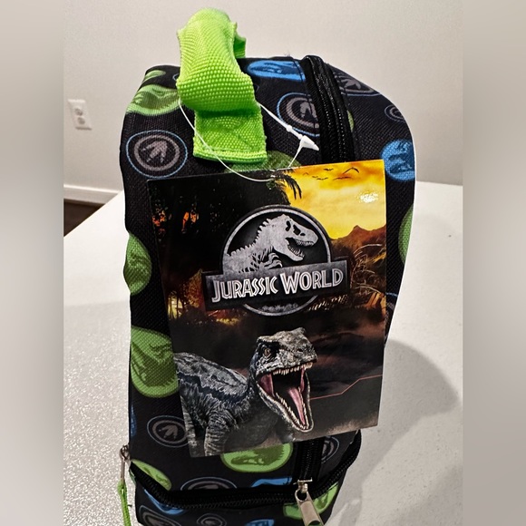 Jurassic World Soft Shell Two compartment lunch box with Handle - NWT - Picture 2 of 9